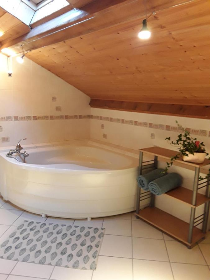 Les Hirondelles Chambres D'Hotes Serres  Esterno foto